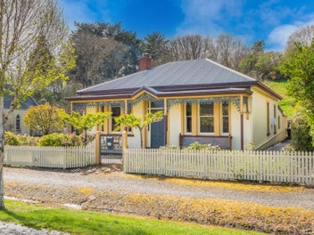 13 Whitehaven Street, Lawrence, Lawrence