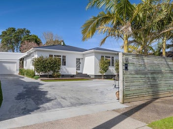 113 Govett Avenue, Frankleigh Park, New Plymouth