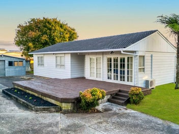 8 Pukeroa Place, Papakura, Papakura