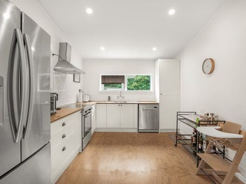 22 Avian Road, Blue Mountains, Upper Hutt