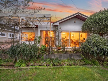 35 Ropata Crescent, Boulcott, Lower Hutt