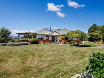 1371 Kairanga Bunnythorpe Road, Palmerston North