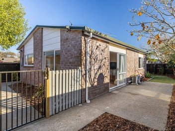 39C Bassett Street, Burwood, Christchurch