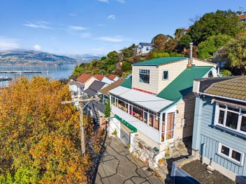 9 Hawkhurst Road, Lyttelton, Lyttelton