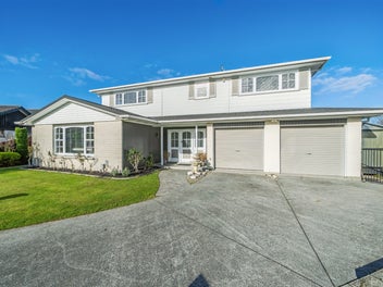 17 De Menech Grove, Avalon, Lower Hutt