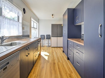 521 Lowe Street, Camberley, Hastings