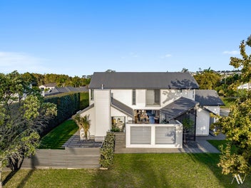 39 English Oak Drive, Schnapper Rock, Auckland