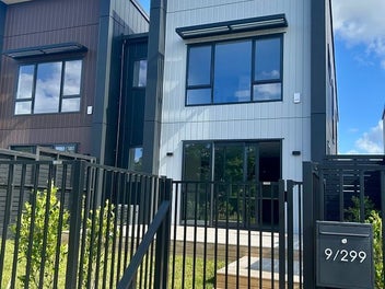 9/299 Te Taruna Drive, Wainui, Wainui