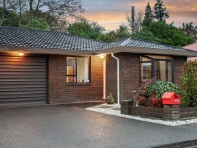 1/8 Torvill And Dean Lane, Cashmere, Christchurch