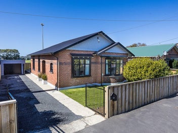 243 Macandrew Road, Forbury, Dunedin