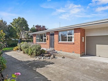 2/759 Ferry Road, Woolston, Christchurch