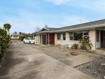 2/632 Nelson Street North, Mayfair, Hastings