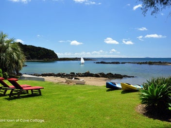 283 State Highway 10, Cable Bay, Cable Bay