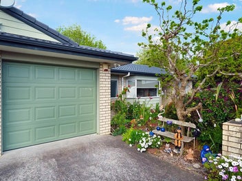 17/64 Tapu Road, Huapai, Kumeu
