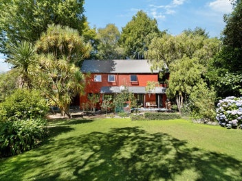 18 Fulton Road, Glenleith, Dunedin