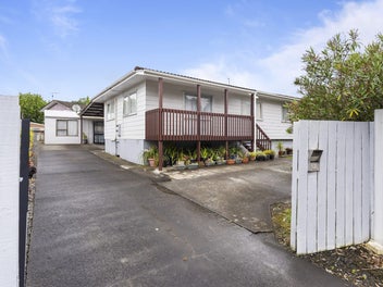 57 Te Irirangi Drive, Clover Park, Auckland