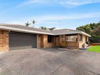 1/66 Picasso Drive, West Harbour, Auckland