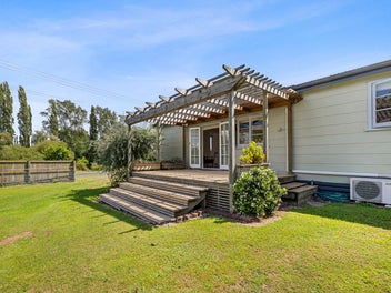 24 Tutukau Road, Mihi