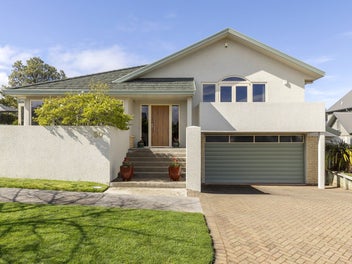 2/50 Logan Avenue, Wharewaka, Taupō