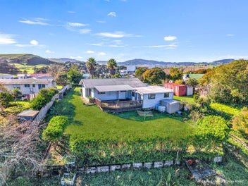 8 Doctors Hill Road, Maungaturoto, Maungaturoto