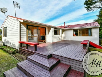 7 Hakea Place, Totara Heights, Auckland