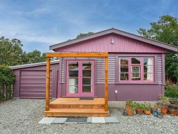 16B Peel Street, Westport, Westport