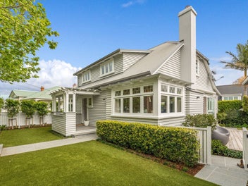 9A North Avenue, Narrow Neck, Auckland