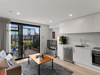 7/16 New Brighton Road, Shirley, Christchurch