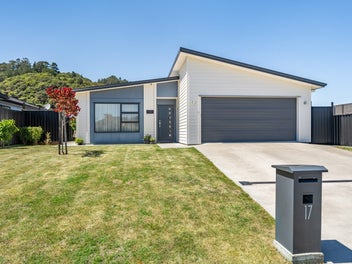 17 Buddle Road, Wallaceville, Upper Hutt