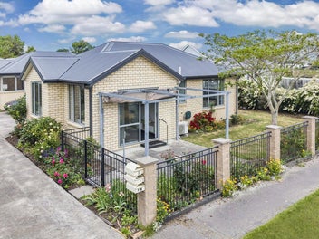 1/8 Evatt Street, Bryndwr, Christchurch