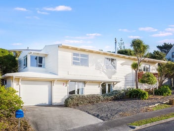 5 Tuna Terrace, Titahi Bay, Porirua