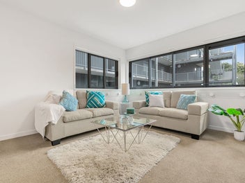 GJ/27 Morning Star Place, St Lukes, Auckland