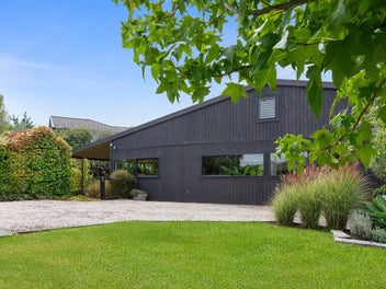 2 Laly Haddon Place, Matakana, Matakana