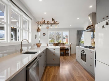 89 Fraser Crescent, Elderslea, Upper Hutt