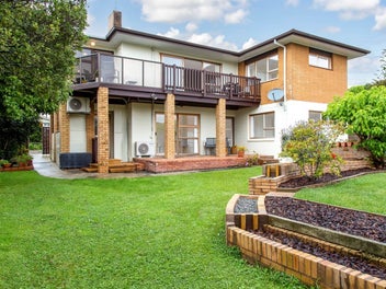 77 Bollard Avenue, New Windsor, Auckland