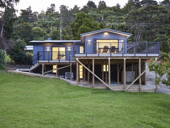 436 Huia Road, Laingholm, Auckland