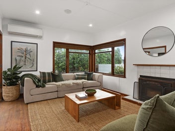 809 Maitland Crescent, Mayfair, Hastings