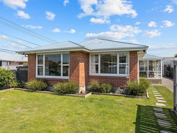 10 Barclay Place, Burwood, Christchurch
