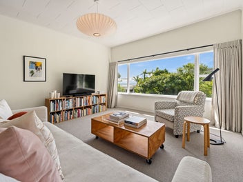 70 Seaview Road, New Lynn