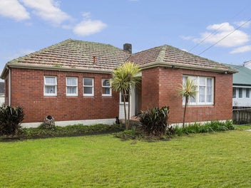 1 Wood Grove, Naenae, Lower Hutt