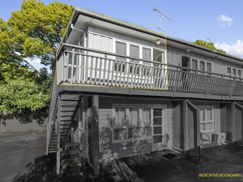 2/44 St Andrews Road, Epsom, Auckland