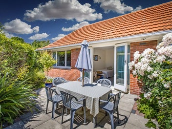 2/188 Clyde Road, Burnside, Christchurch