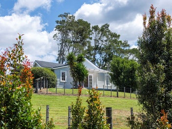 72 Pebble Brook Road, Waitoki