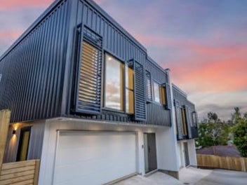 69B Chivalry Road, Glenfield, Auckland