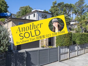 31 Corricvale Way, Northcross, Auckland