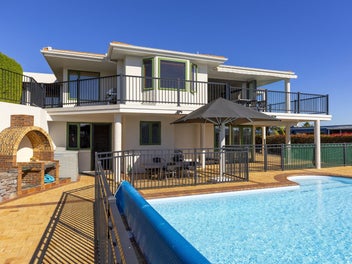 8/70 Harvey Street, Waipahihi, Taupo