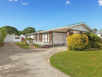 319 Stout Street, Riverdale, Gisborne