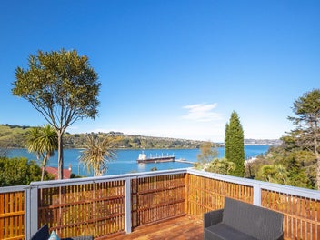 12 Hinau Street, Ravensbourne, Dunedin