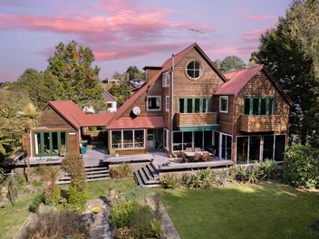 100 Glenross Street, Glenross, Dunedin