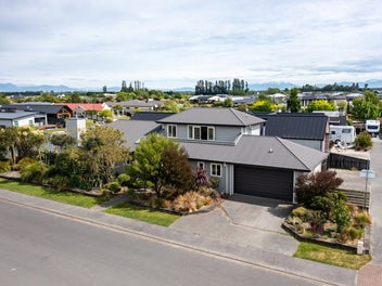 19 Ludlow Drive, Huntingdon, Ashburton